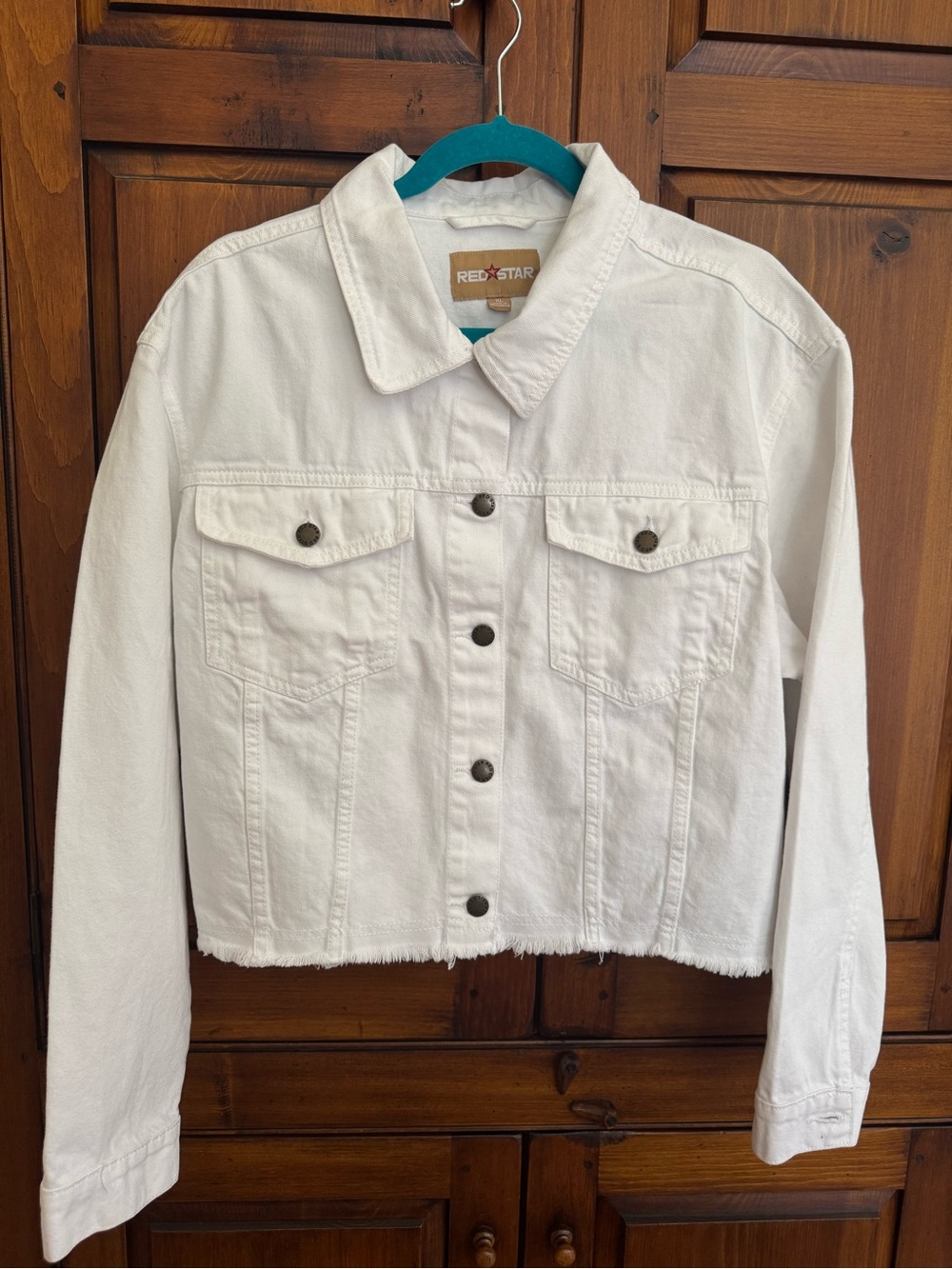 Red Star Size XL White Denim Jacket - Cropped Trucker Style with Raw Hem. NWOT